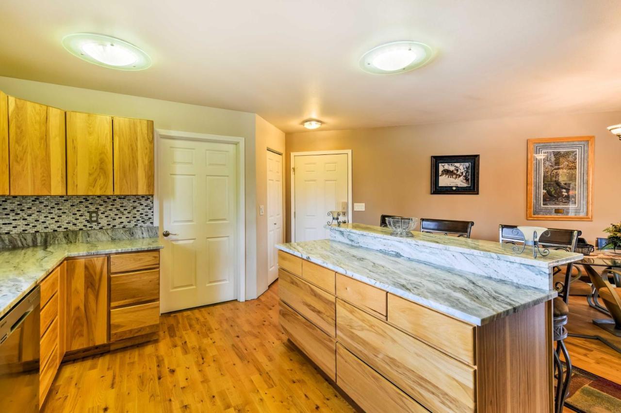 Hillside Anchorage Home By Hiking And Biking Trails! Esterno foto
